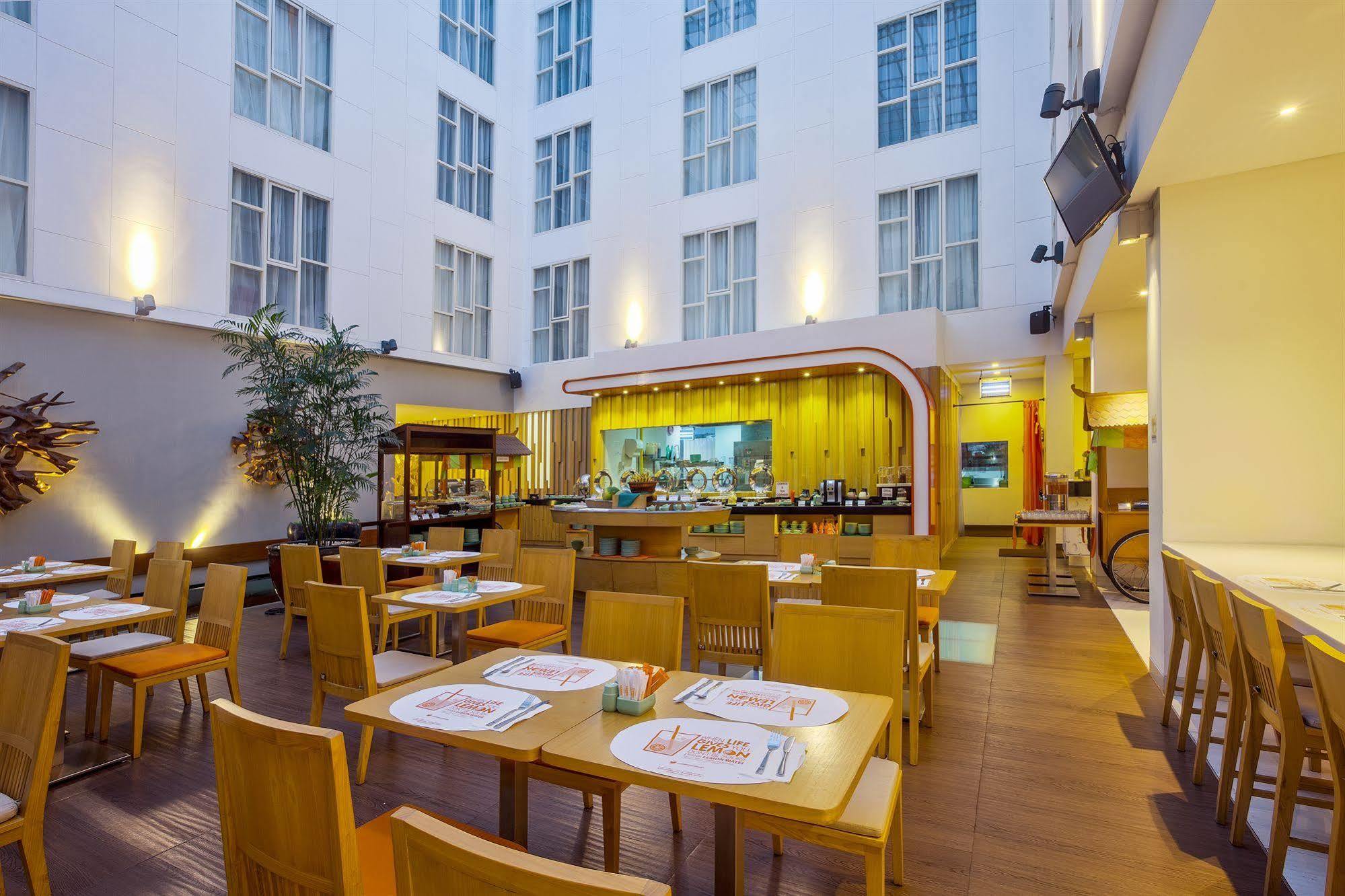 Harris Hotel Raya Kuta  Luaran gambar