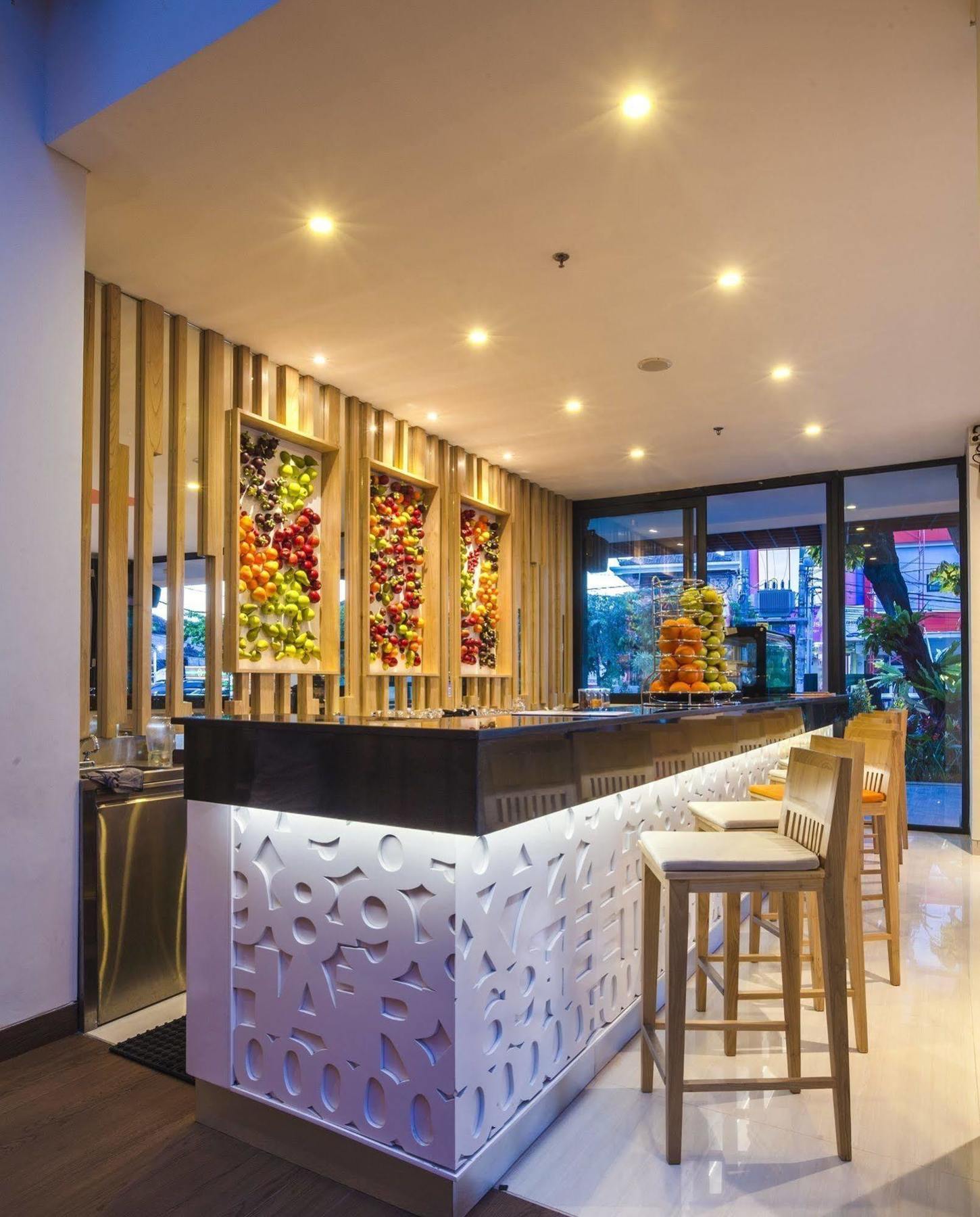 Harris Hotel Raya Kuta  Luaran gambar